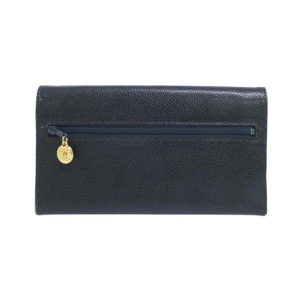 CHANEL Authentic Green Wallet - Picture 2 of 10